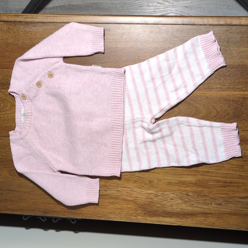 Rabbit And Bear Crew Neck Sweater And Sweater Pants Size 3-6 Months